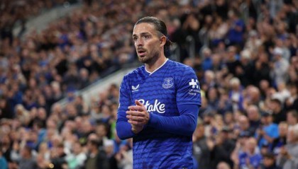 体育直播-霍尔：格拉利什非常勤奋，几乎每天都是最早到训练场最晚离开