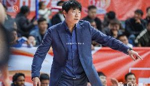 五星体育免费在线观看-这可是季后赛啊！邱彪本场12人轮换&amp;陶汉林时间最少也有5分22秒