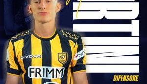 德天空：勒沃库森密切关注佛罗伦萨19岁天才左后卫福蒂尼