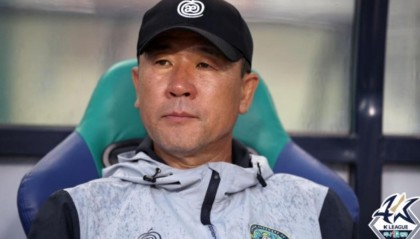 体育直播-韩K2球队前主帅因受贿引入球员被判处有期徒刑一年，并追讨罚款