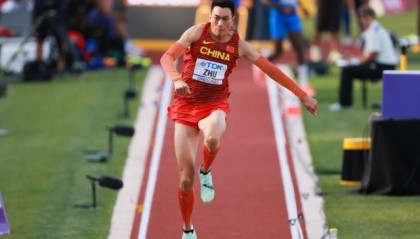 五星体育-世锦赛朱亚明三级跳摘铜 加拿大夺男子接力金牌