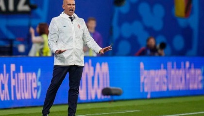 体育直播-马丁内斯：我们能赢是因为团结 换人不算晚