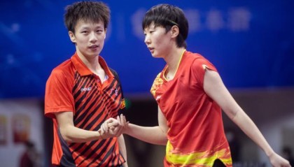 五星体育-林高远/王曼昱力克“莎头” 全锦赛赢得世界级较量